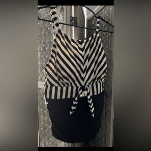 Women’s Jantzen tankini top.